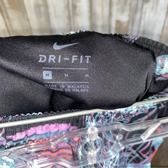 Nike Black Palm Shorts - Picture 4 of 4